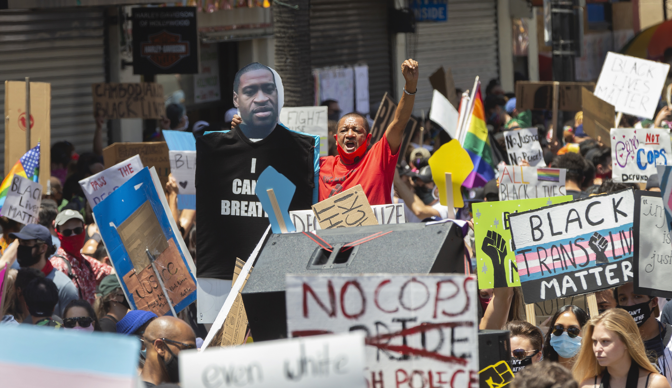 Early data show no surge in coronavirus cases from protests