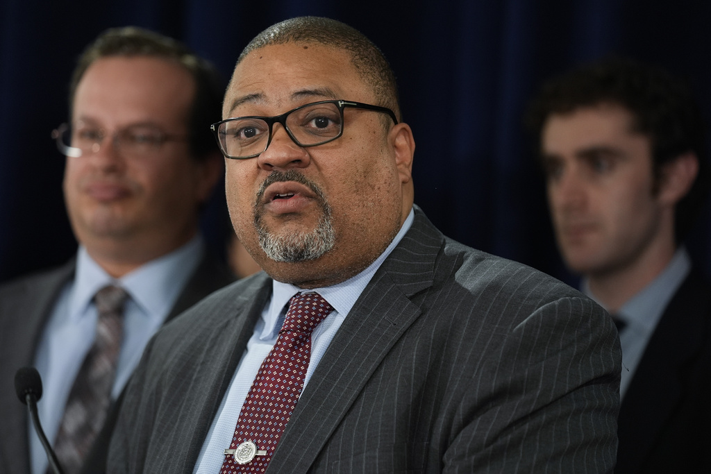Political justice is nothing to Alvin Bragg about