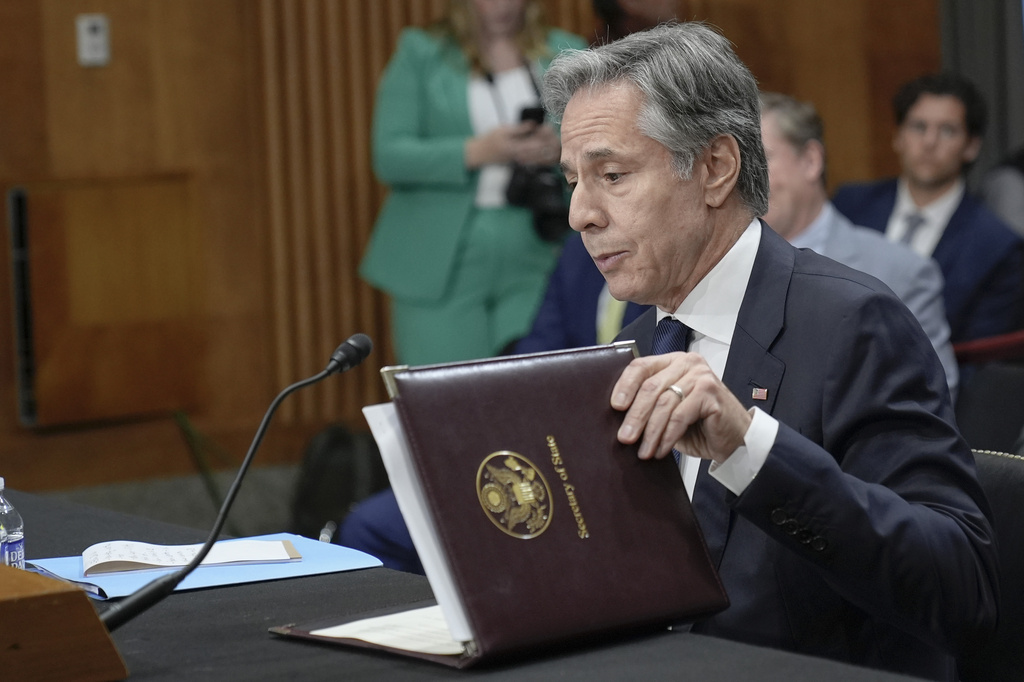 Blinken laments revelation of threat to withhold weapons from Israel