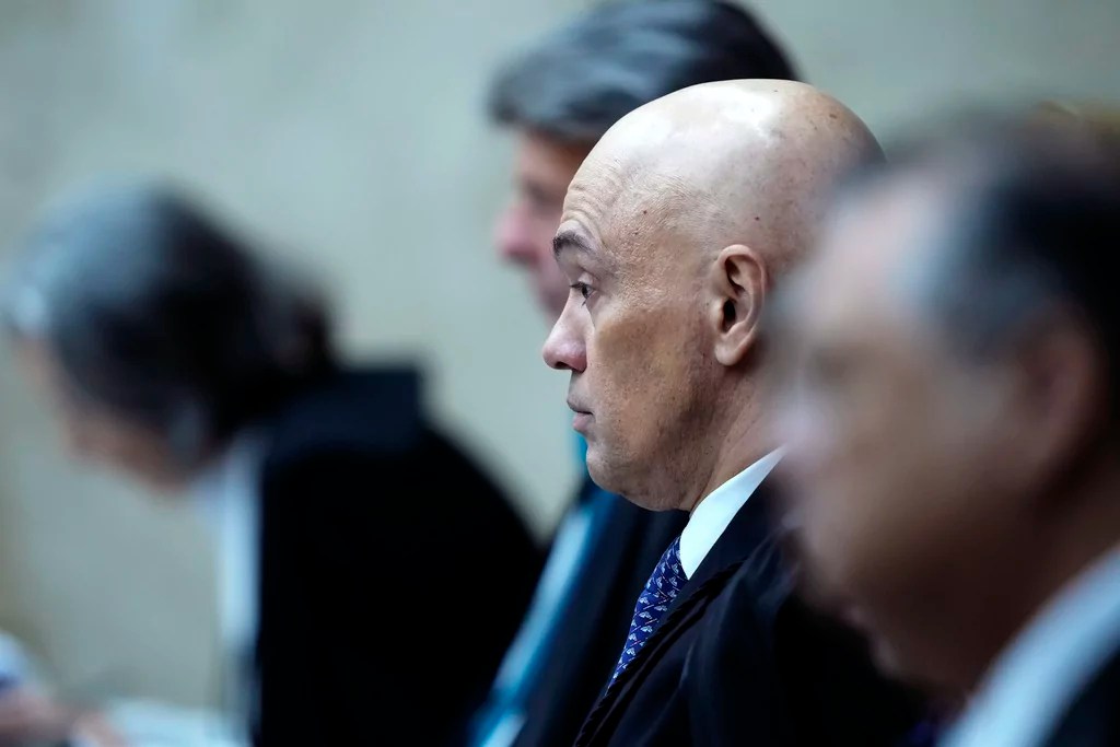 Musk’s X faces new fine to restore platform access in Brazil