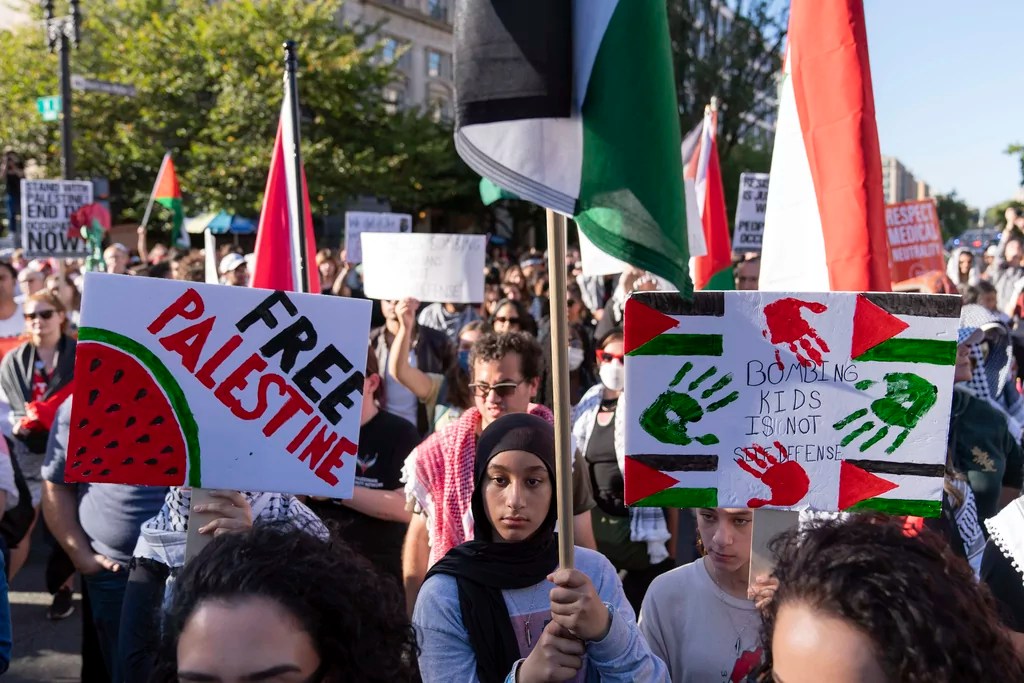 Jewish and anti-Israel students protest at Columbia on Oct. 7 anniversary
