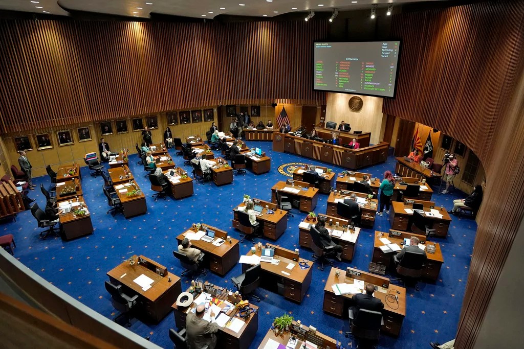 Arizona Senate passes budget and ends legislative session despite disagreement with the House