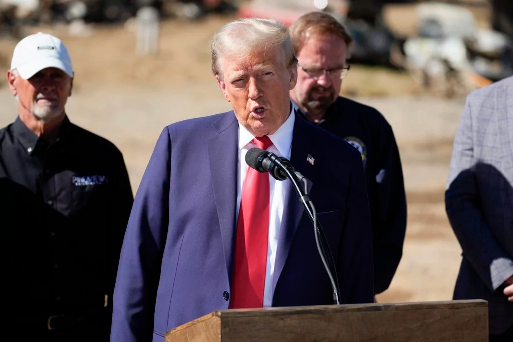 Trump’s unfiltered campaign strategy risks turning off swing voters