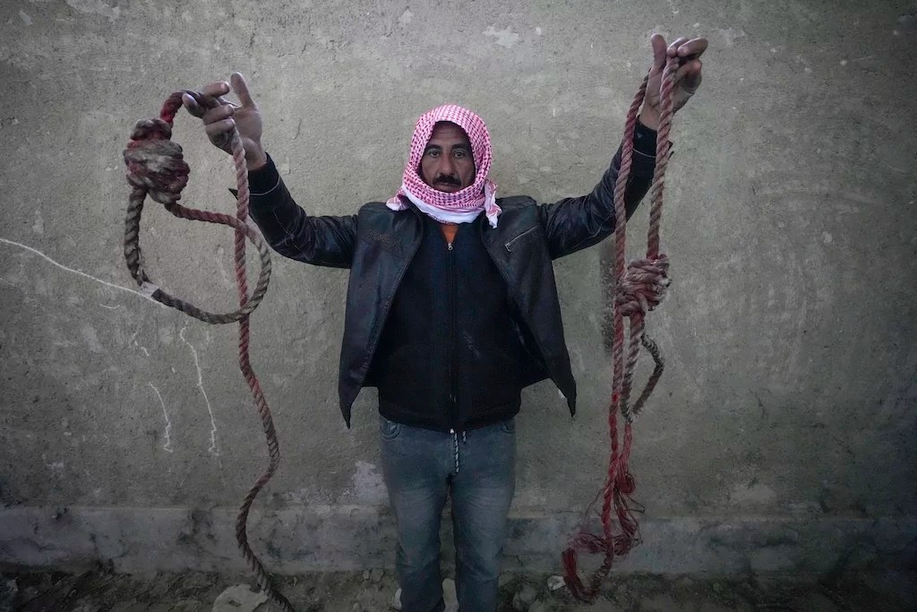 Syrian civil war bursts back into life: Everything to know about the key players