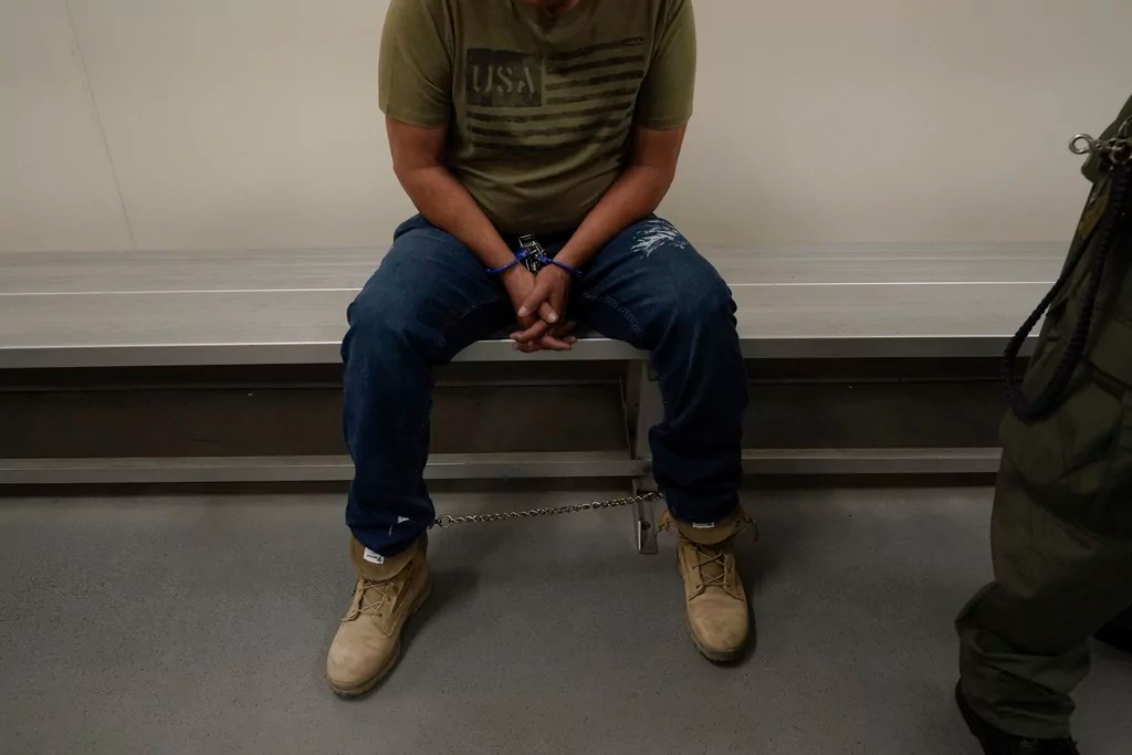 Judge orders Trump officials to return mistakenly deported Maryland man