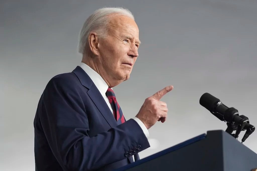 Biden’s staff approved mass last-minute pardons with autopen