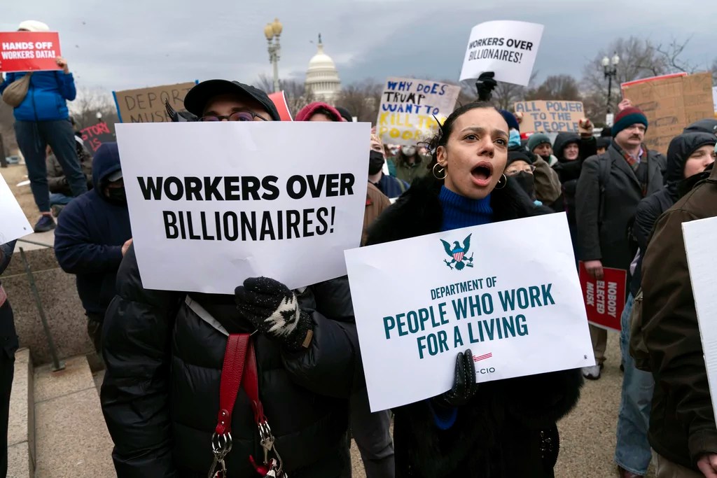 Judge temporarily blocks Trump deferred resignation offer for federal workers