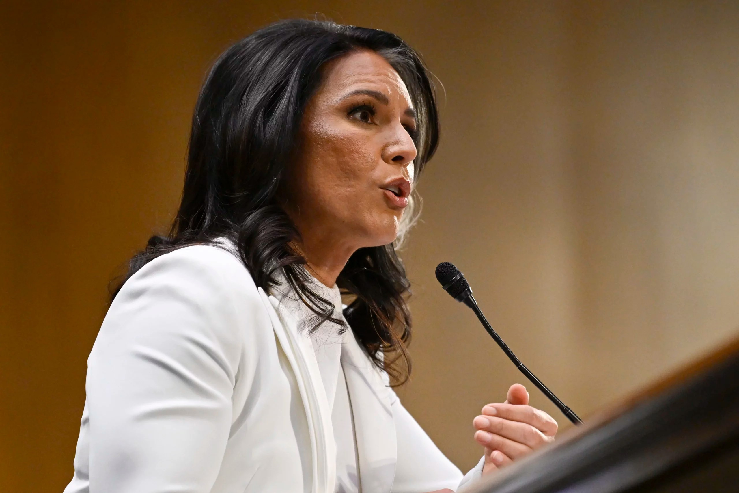 Murphy says Gabbard was ‘banned’ from Iran briefing as White House cites scheduling