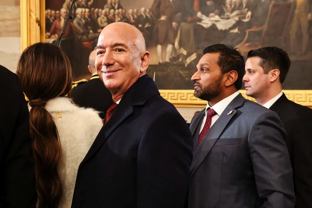 Amazon backs off displaying tariff costs after Trump called Jeff Bezos to complain
