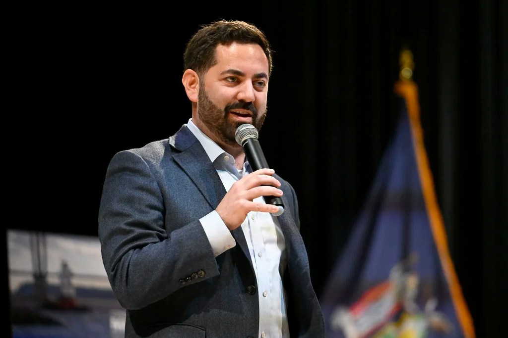 Trump endorses Lawler for House reelection despite likely New York governor ambitions