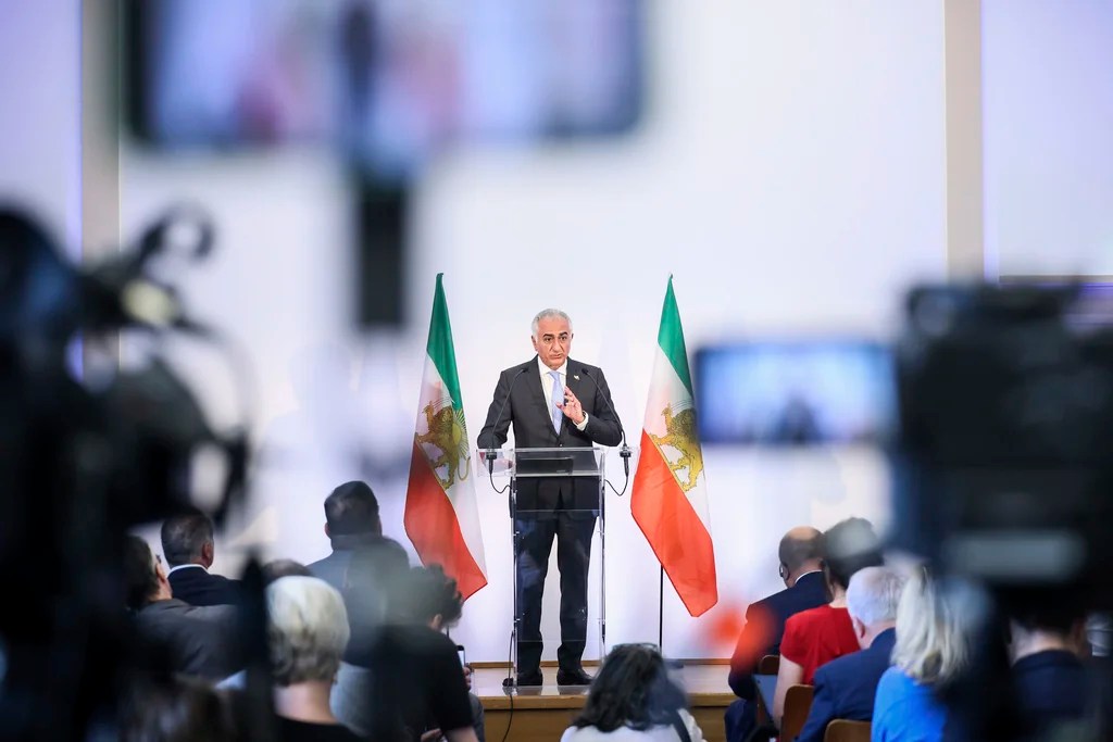 Reza Pahlavi opens ‘channel’ for defecting Iranian officials, offers Khamenei ‘fair trial’
