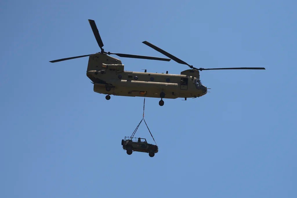 FAA to pause hundreds of passenger flights from Reagan during Trump military parade
