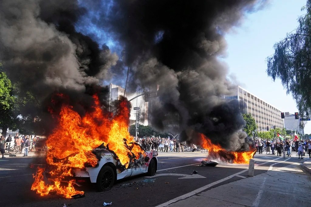Los Angeles riots — violent disorder organized by the revolutionary Left