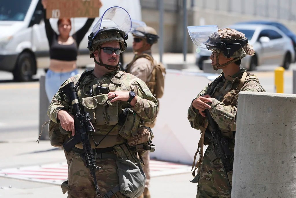 Court allows Trump to retain control of California National Guard, blocking Breyer order