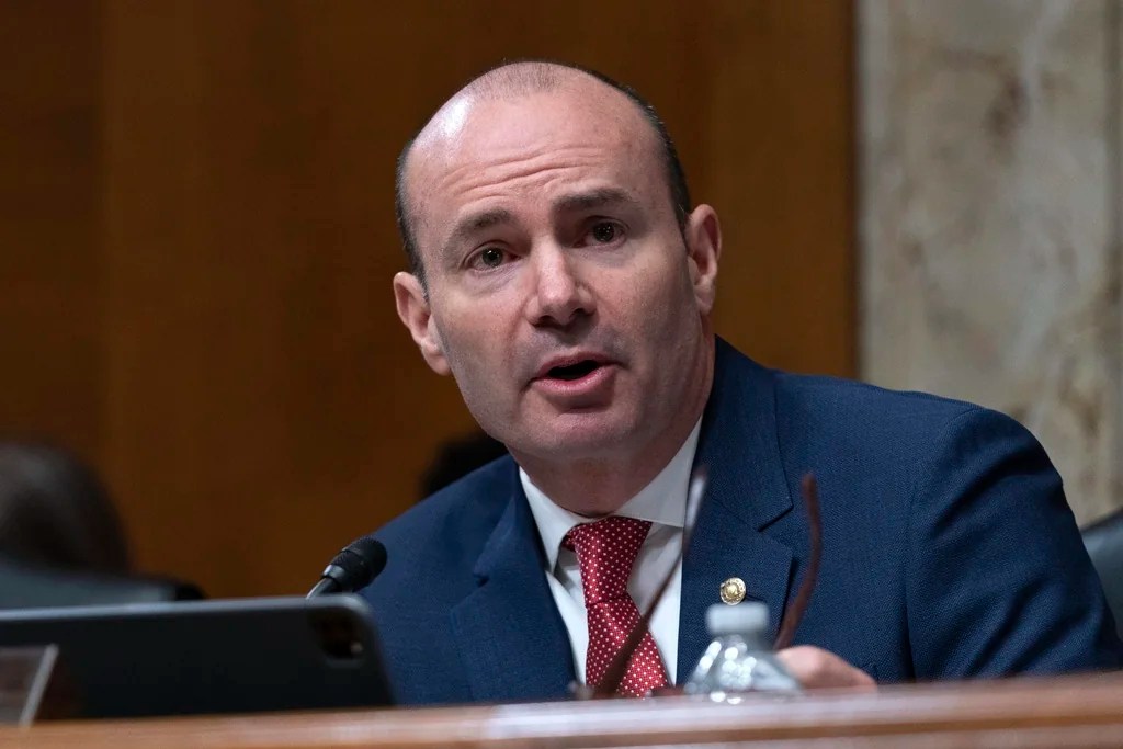 Mike Lee deletes Minnesota shooting posts following Senate backlash