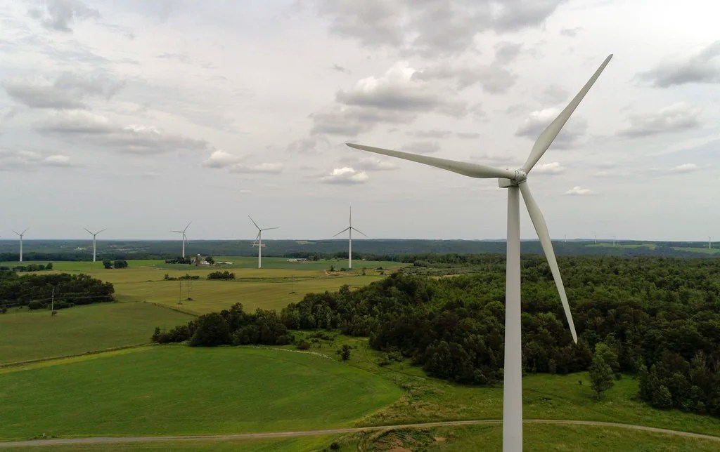 Trump Energy Department cancels loan for major transmission project opposed by Hawley