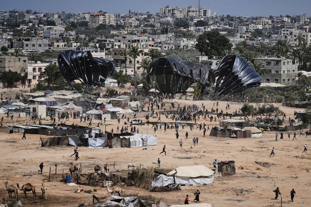 Huckabee and Witkoff to inspect Gaza food centers amid starvation reports