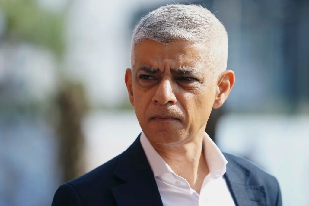 Trump blasts ‘nasty’ London mayor in front of Starmer: ‘He’s done a terrible job’
