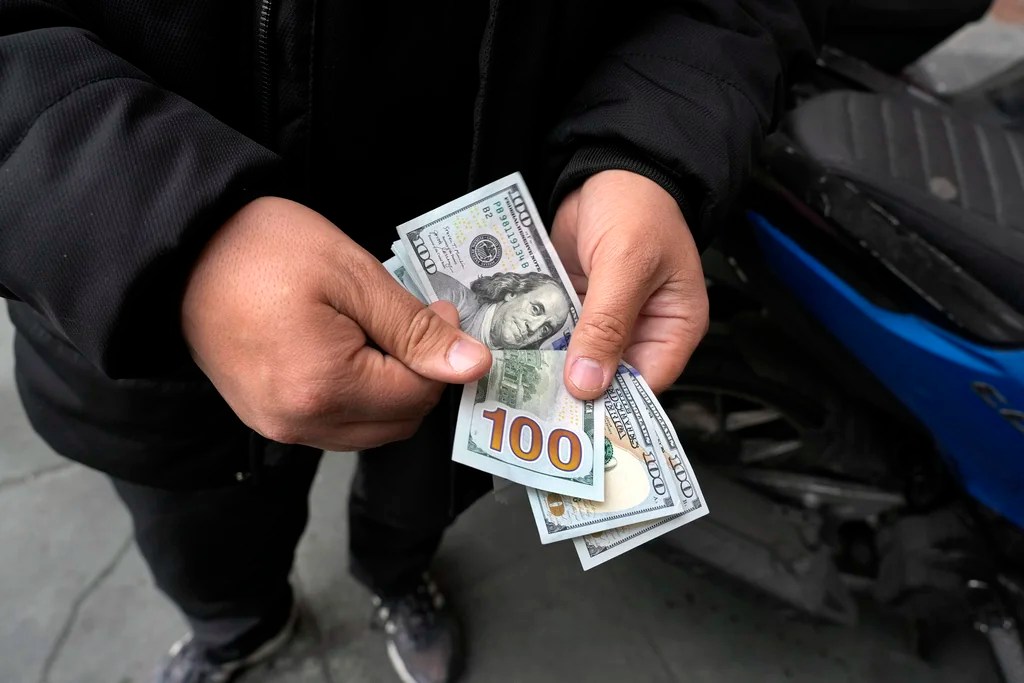 August Social Security direct payment worth $967 goes out in three days