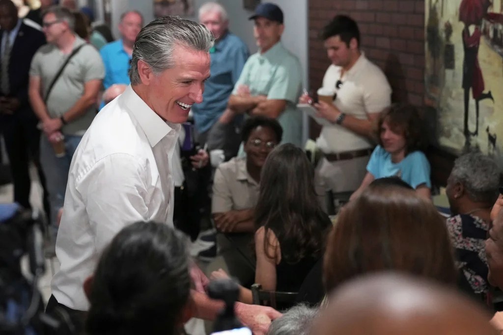Steve Hilton calls Newsom ‘a disgrace’ for ditching California to meet with South Carolina voters