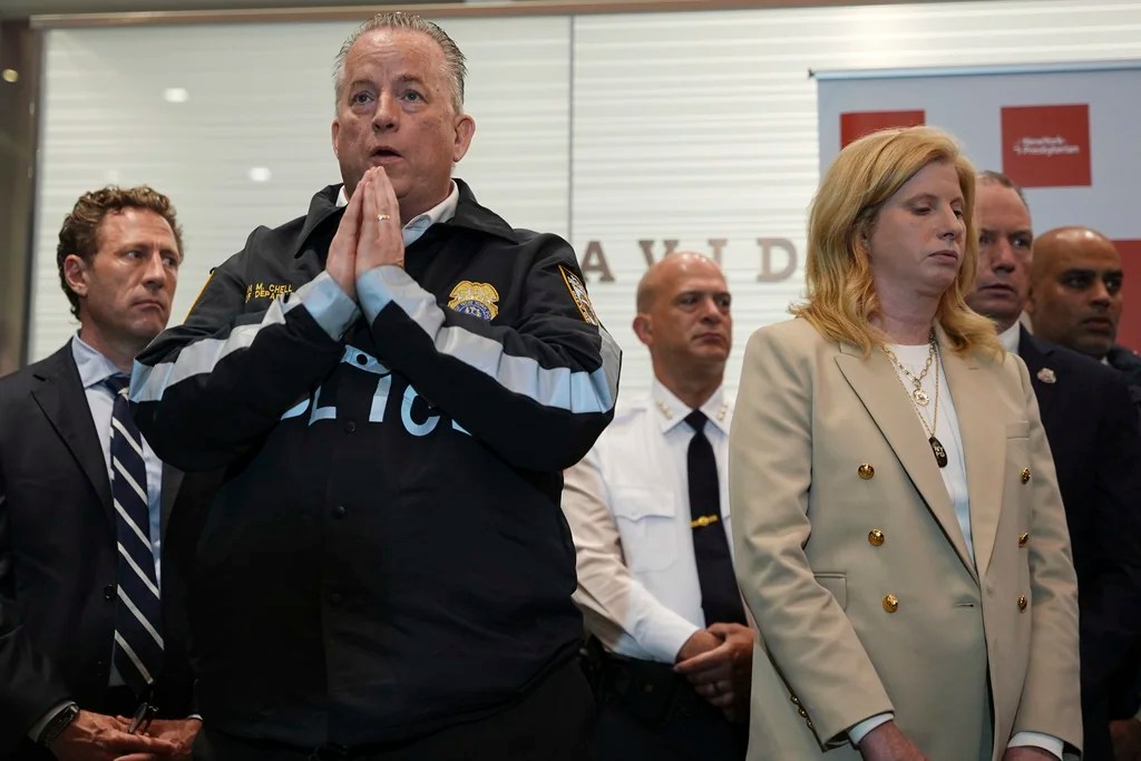 What to know about the deadly midtown Manhattan shooting and suspected gunman